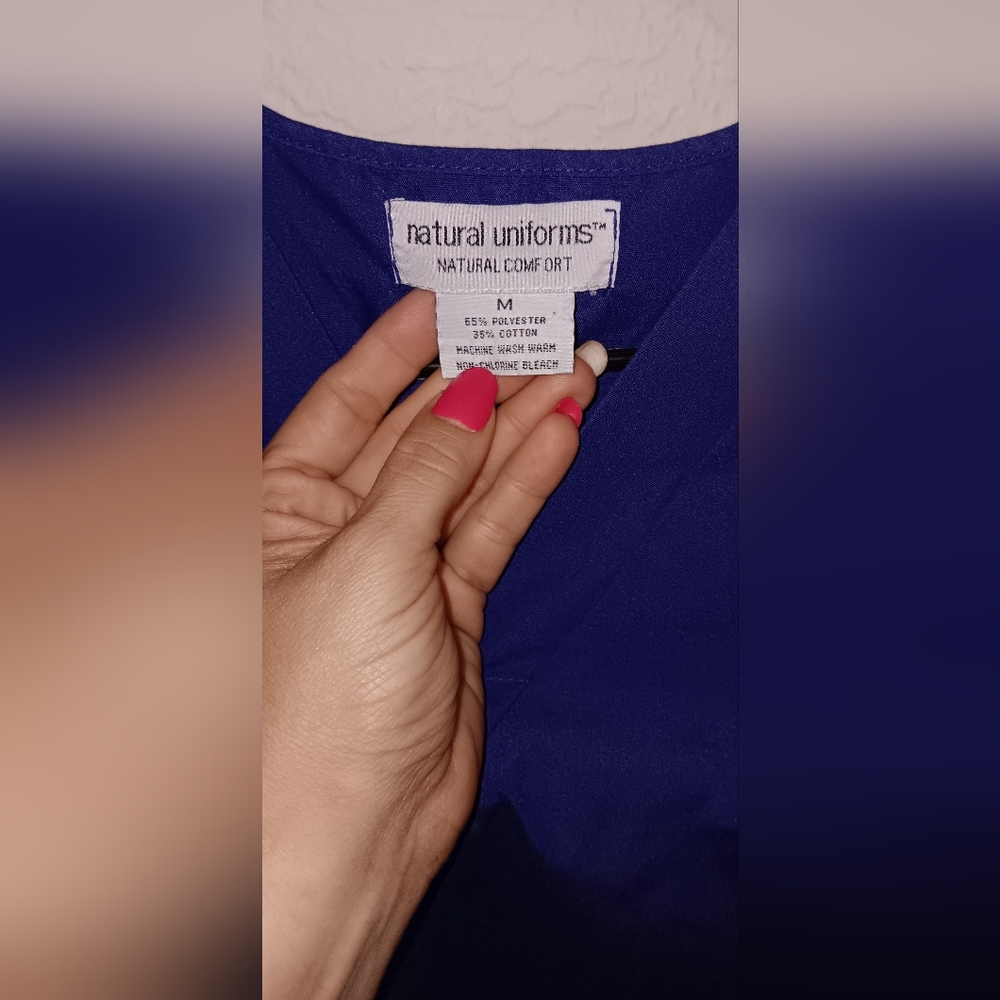 Natural uniforms scrub top, sz Medium. 2 for $20 - Picture 3 of 3